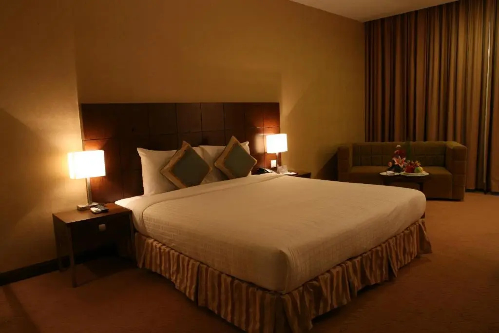 Aurora Hotel Plaza - Chambres