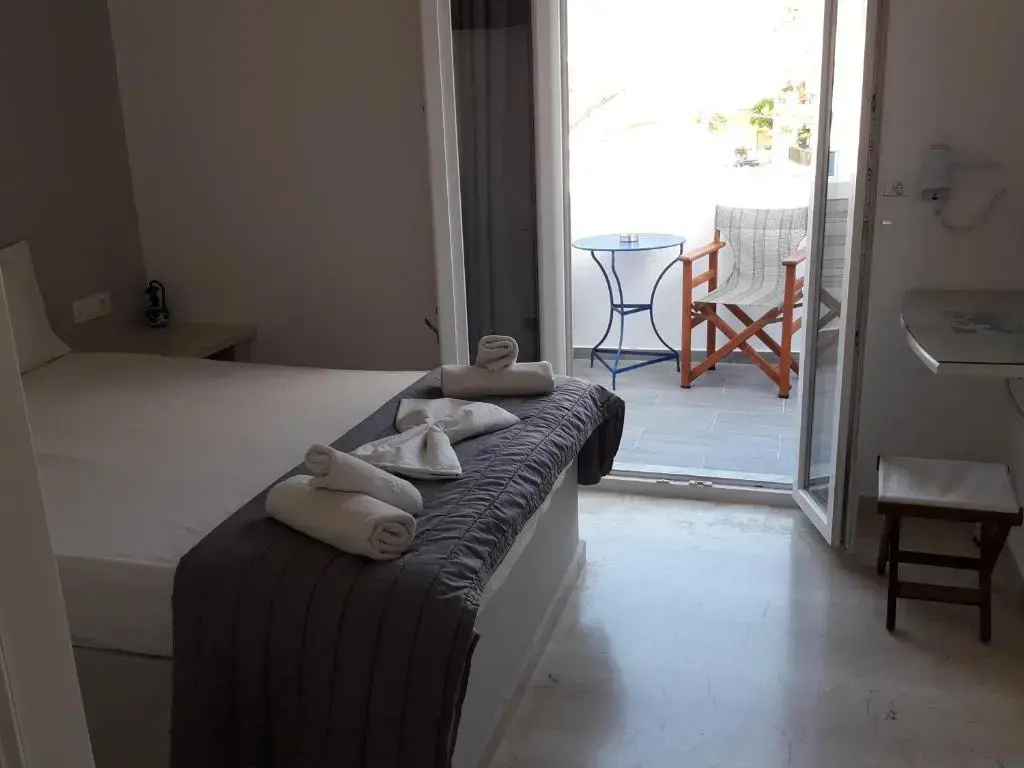 Economy room