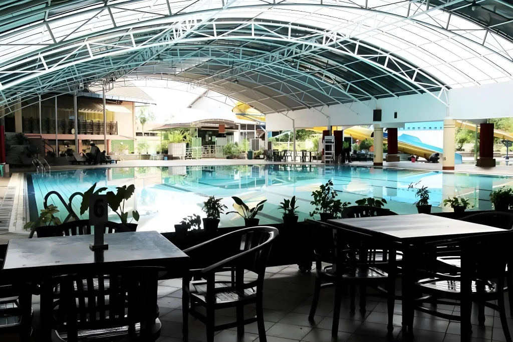 Hotel photo 12