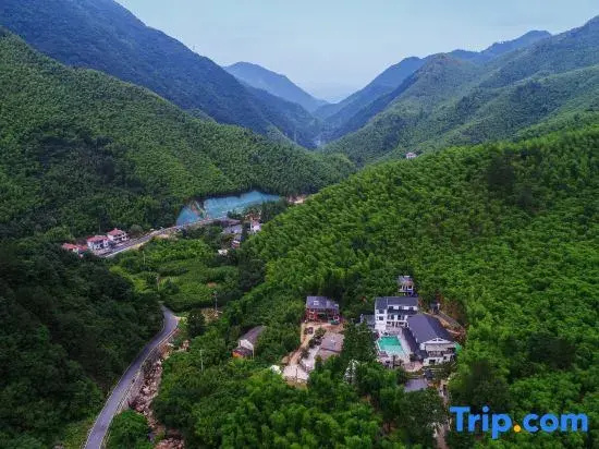 Anji Shanjian Yunshu Homestay (Northern Zhejiang Grand Canyon)