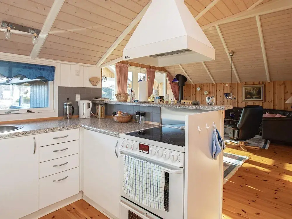 Cosy Holiday Home in Zealand With Whirlpool - фото 12