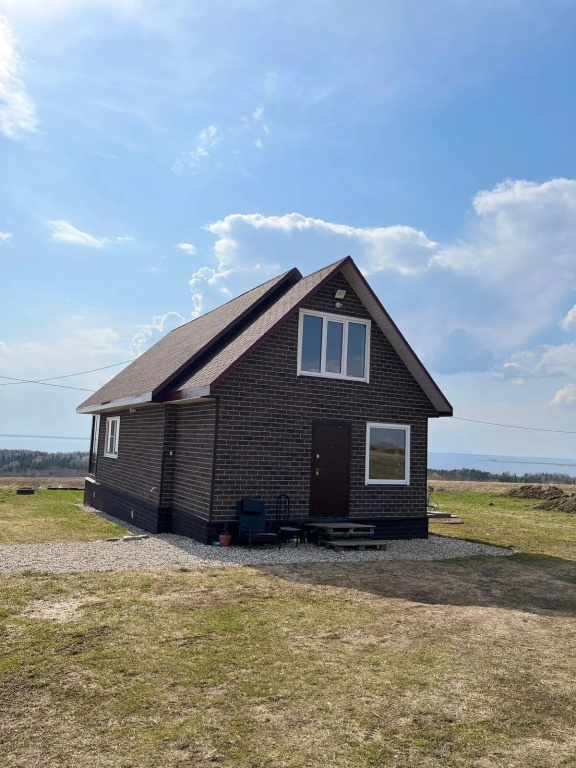 Superior Cottage