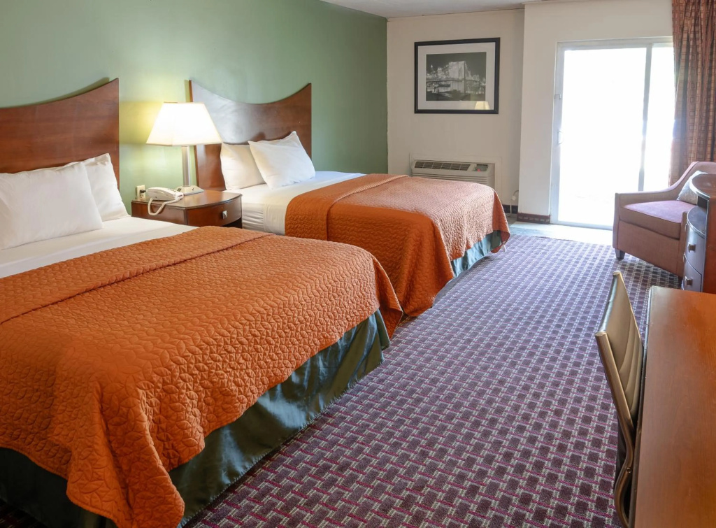 Select Inn Murfreesboro — 3