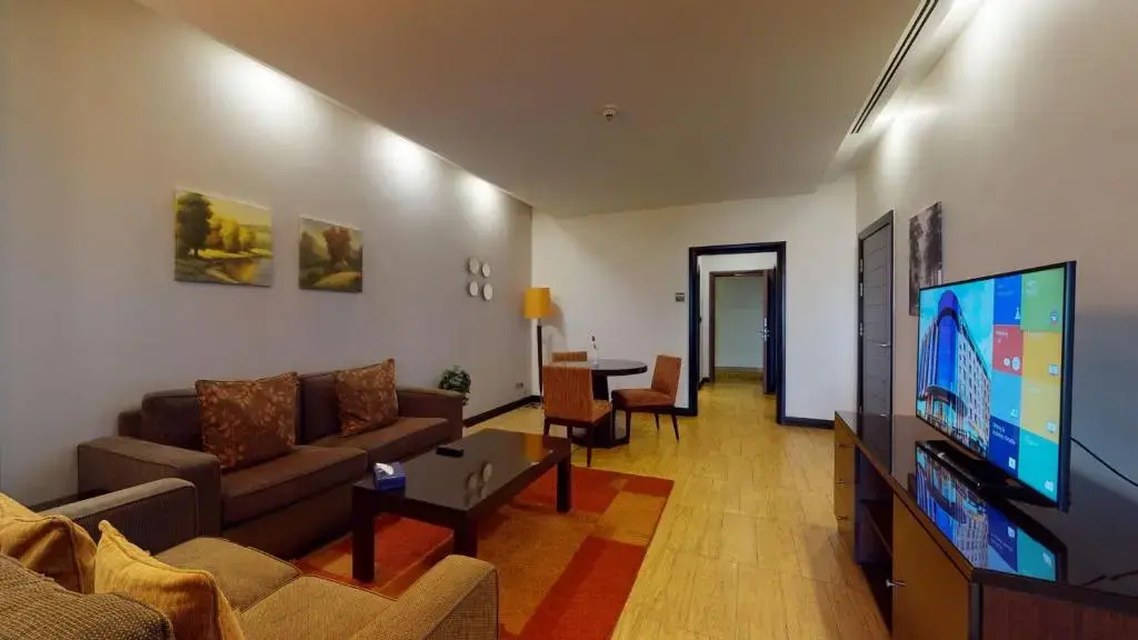 Executive Double Suite (full double bed)