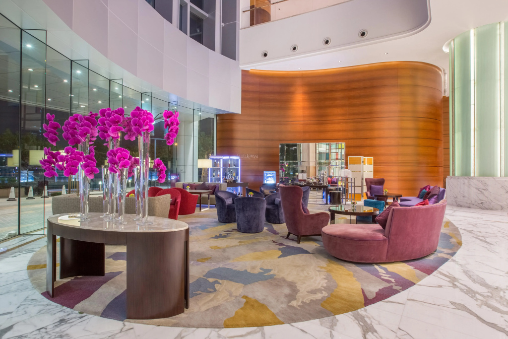 Lobby & Reception
