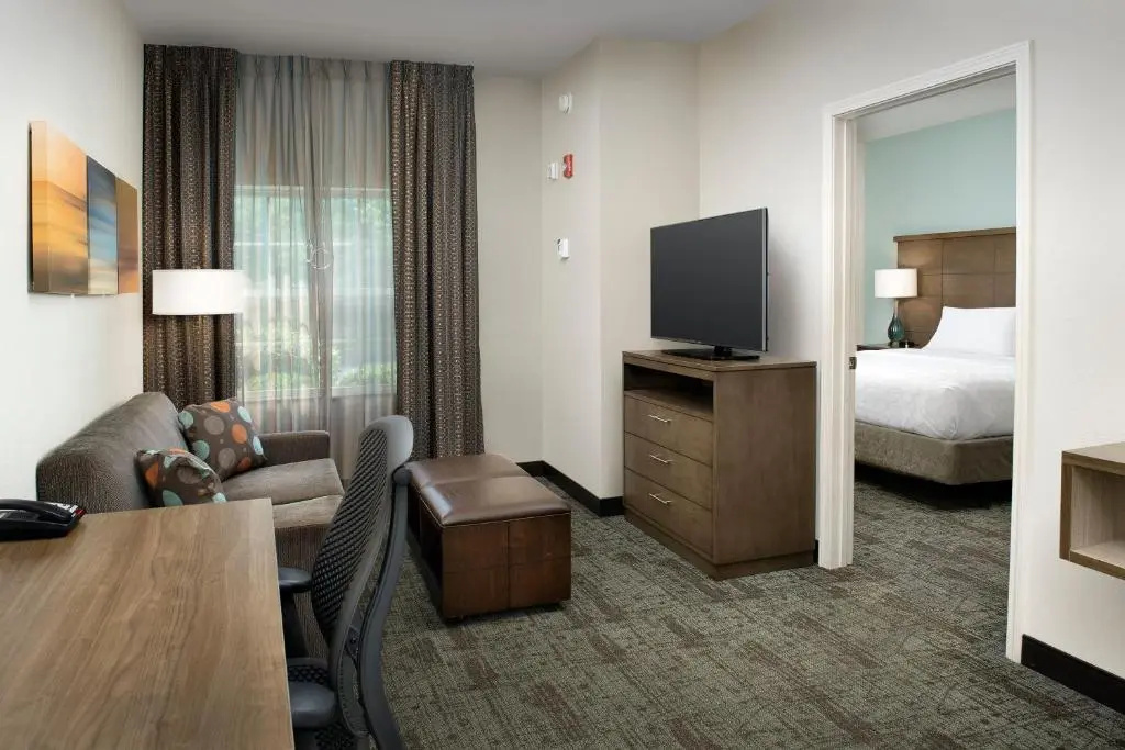 Staybridge Suites Greenville I-85 Woodruff Road by IHG - Chambres