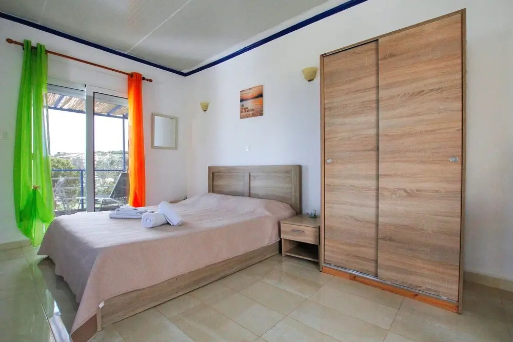Double Studio with sea view (full double bed)