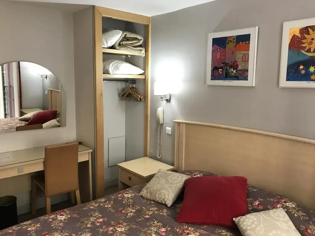 Bedroom