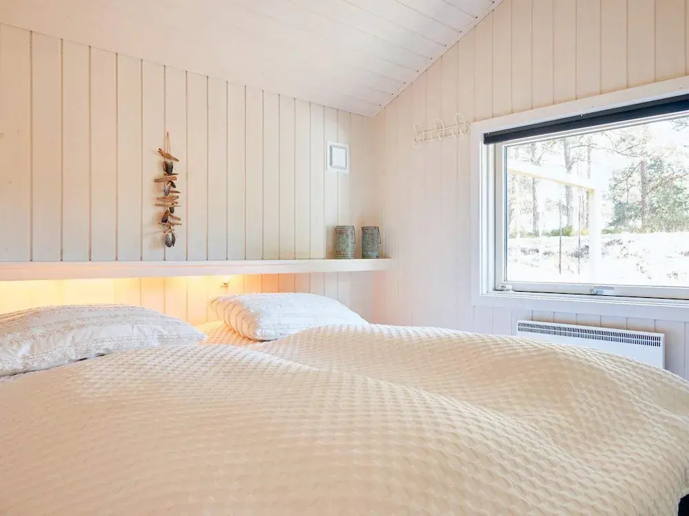 8 Person Holiday Home in Nexo-by Traum