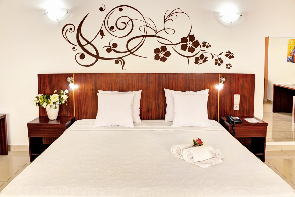 Hotel LIVVO Don Paco - фото 3
