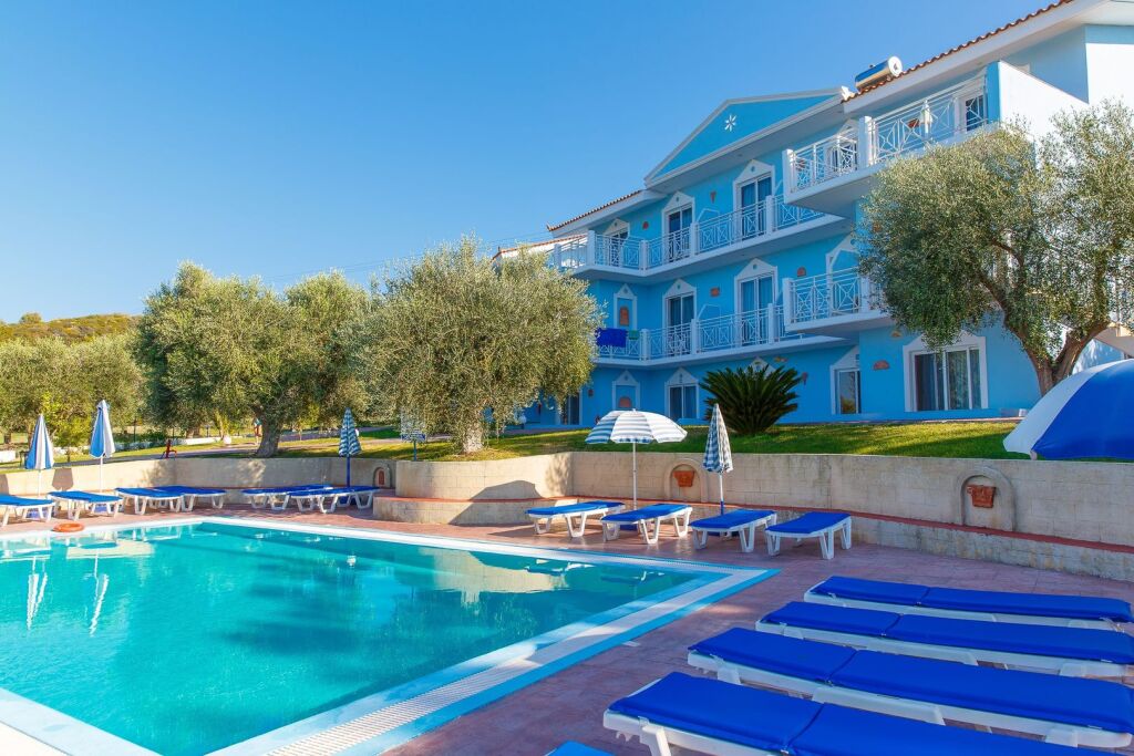 Filoxenia Hotel Apartments 3 *