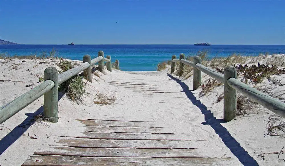 Beach & Waterfront