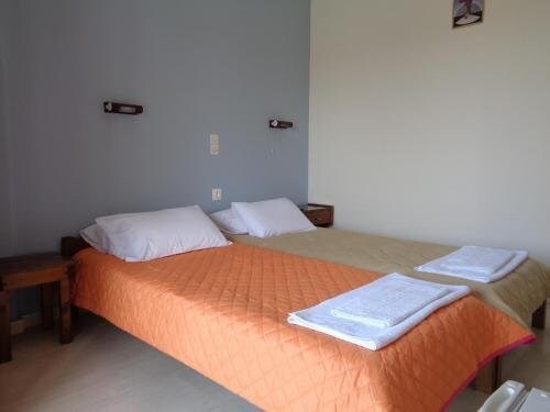 gallery_image_hidden_15