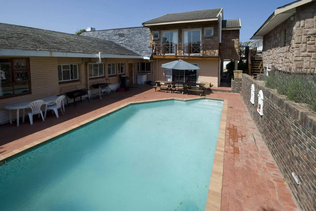 Lungile Backpackers Lodge