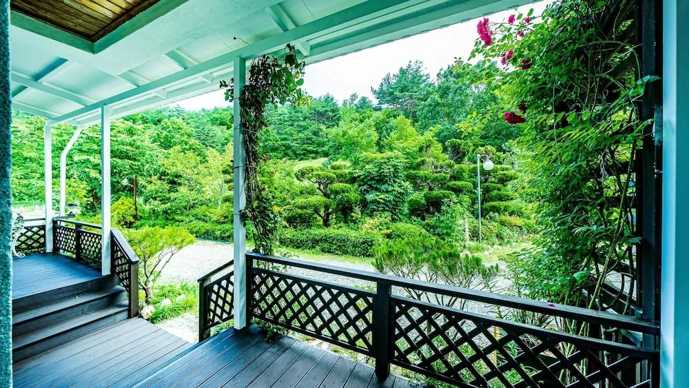 Samcheok Garden Pension