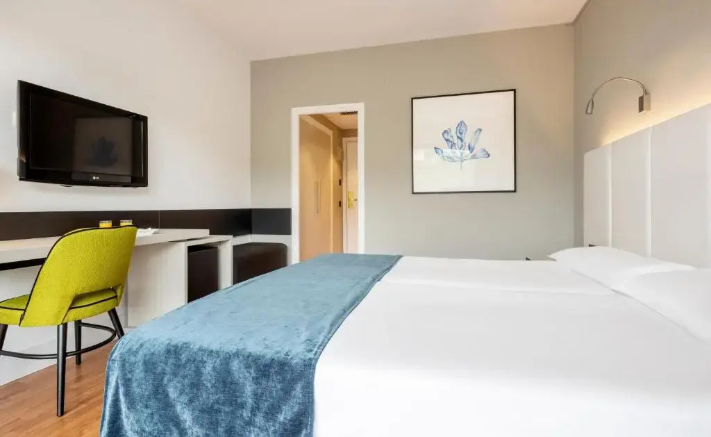 Hotel ILUNION Caleta Park - Chambres