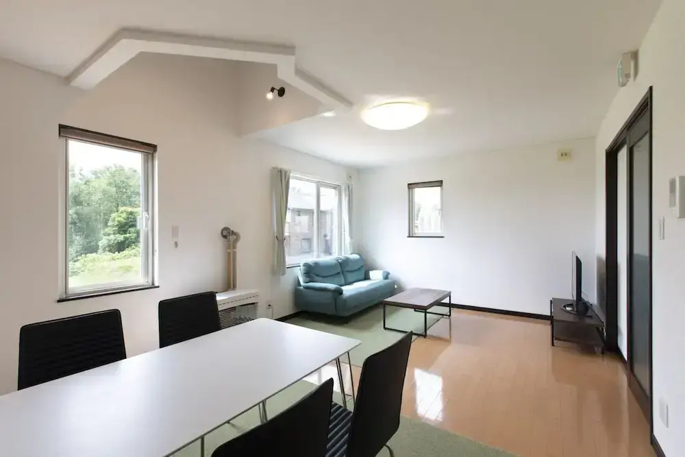 Standard Chalet