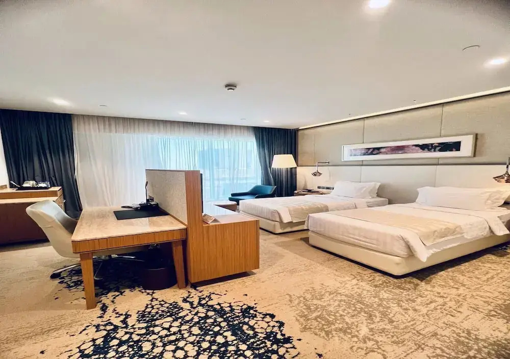 Deluxe Double room (twin beds)