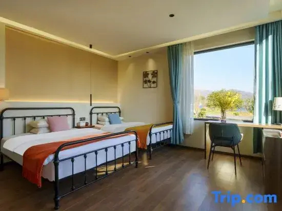 Standard Double Family room with sea view (twin beds)