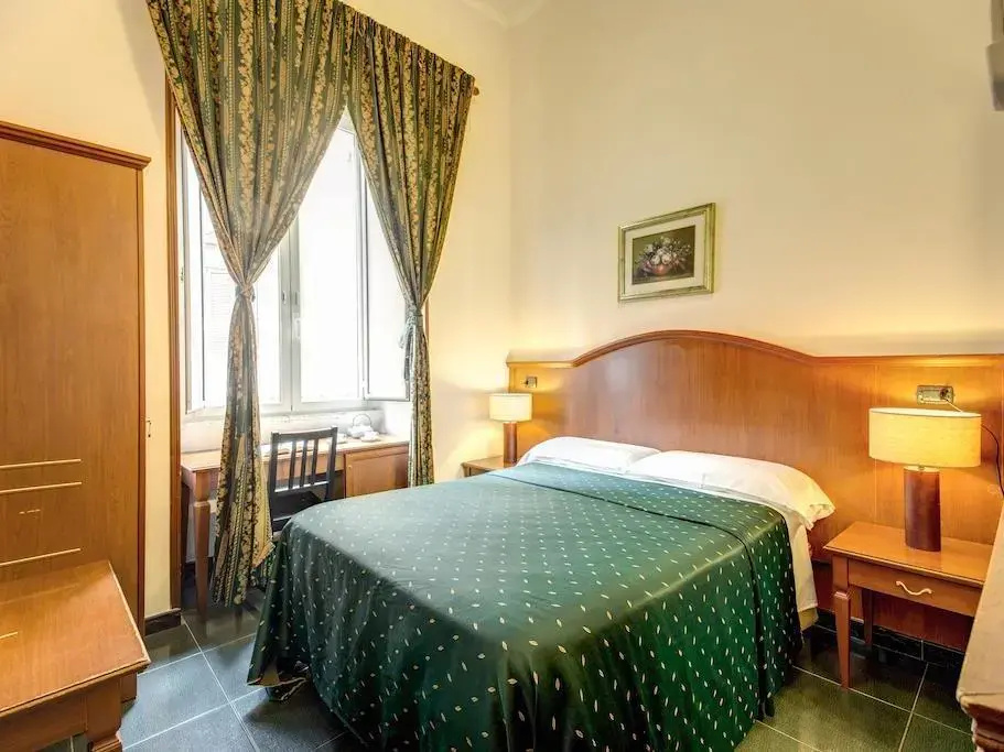 Standard Double room (full double bed)