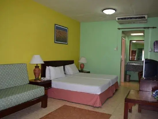 Bukit Merah Laketown Resort