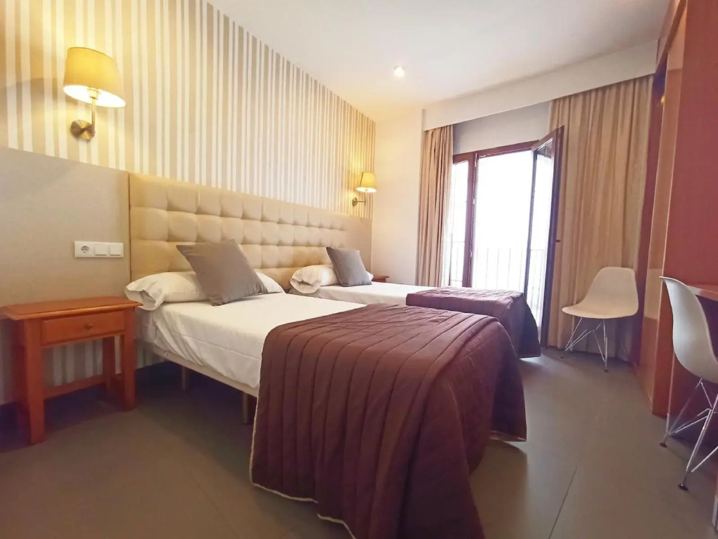 Hotel photo 8