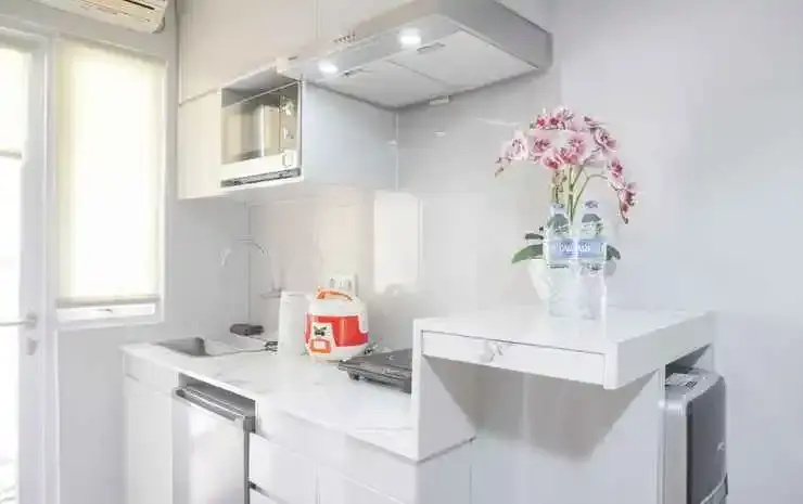 Restful and Modern Studio at Kebagusan City Apartment By Travelio