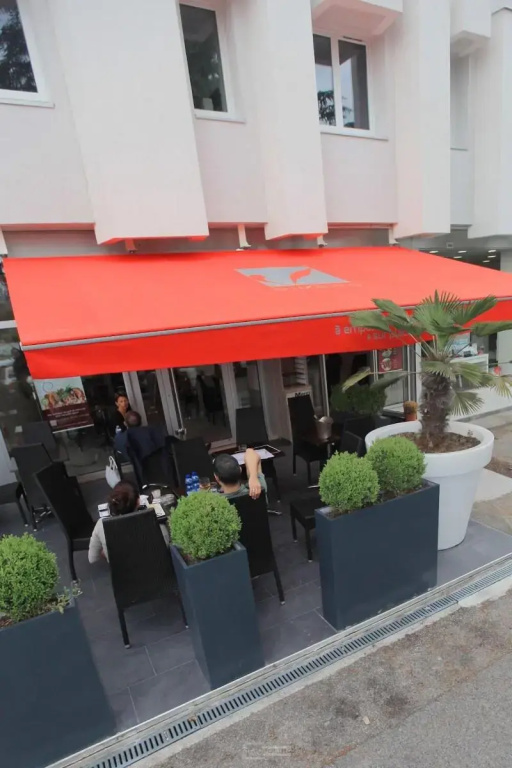 Hotel photo 16