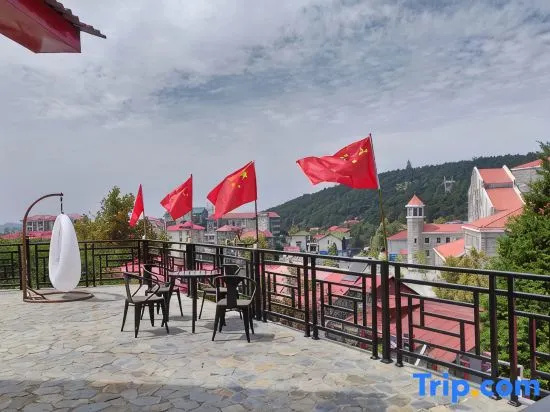 Shanshangju Chinese Inn (Lushan Cableway Entrance Upper Station)