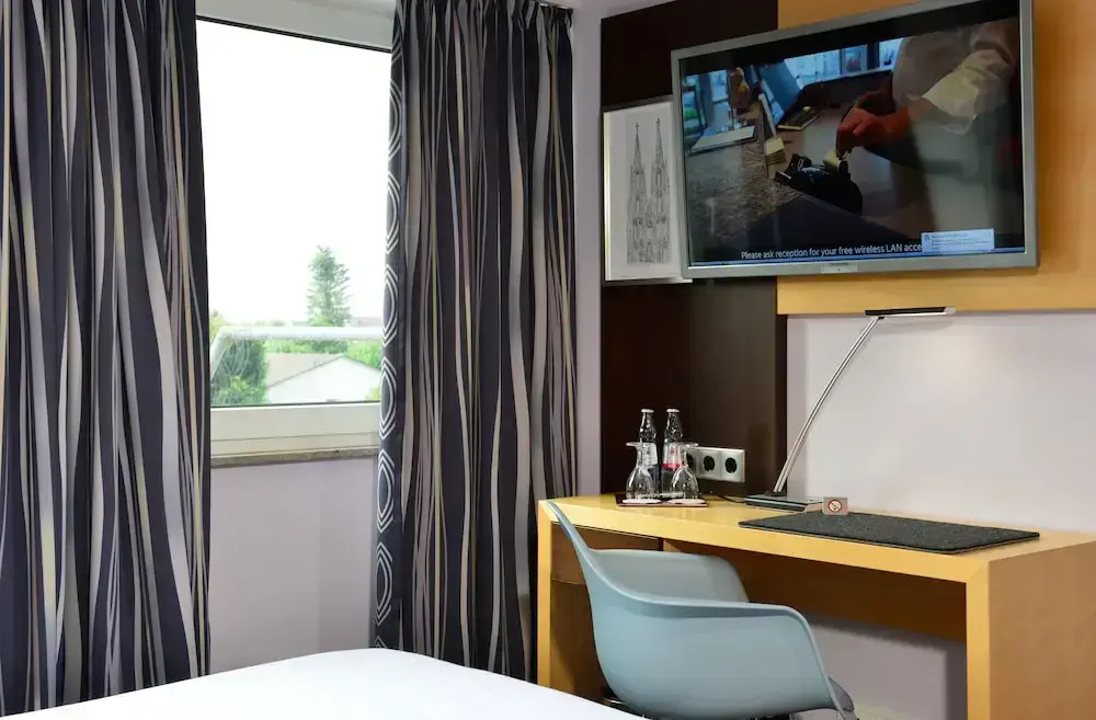 Hotel UHU Garni Köln - Chambres