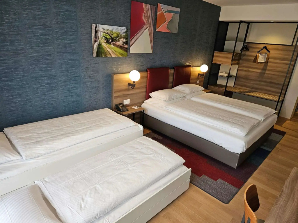 Mercure Geneva Airport Room Type - FAMILY ROOM TWO BEDS