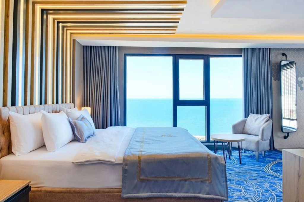 Maritimo Hotel — 2