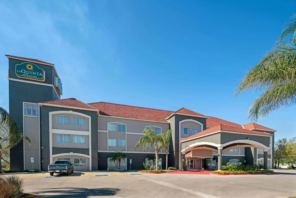 La Quinta Inn & Suites by Wyndham Brownsville North