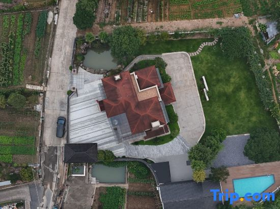 Tonglu · Yishan Jianshu · Pool & Courtyard Holiday Mountain Residence (National Forest Park Branch)