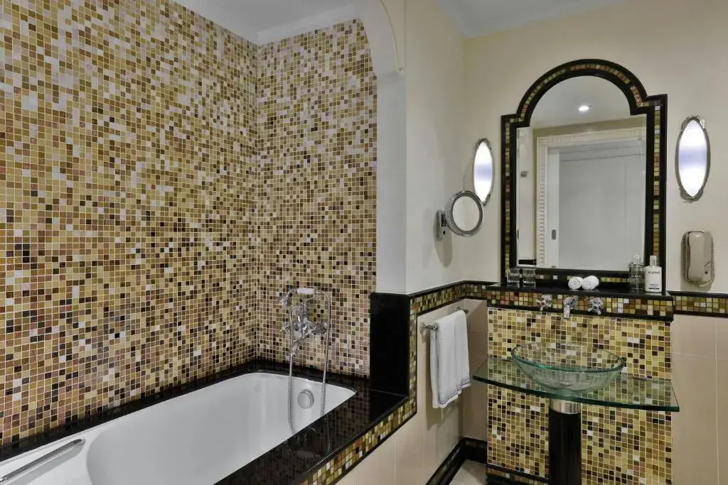 Al Habtoor Grand Resort, Autograph Collection® - Chambres