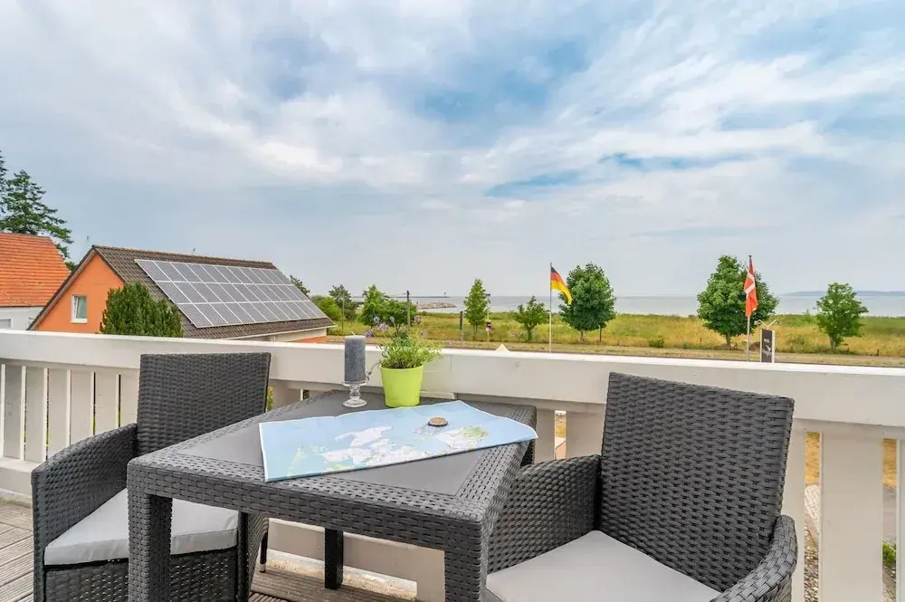 Balcony & Terrace
