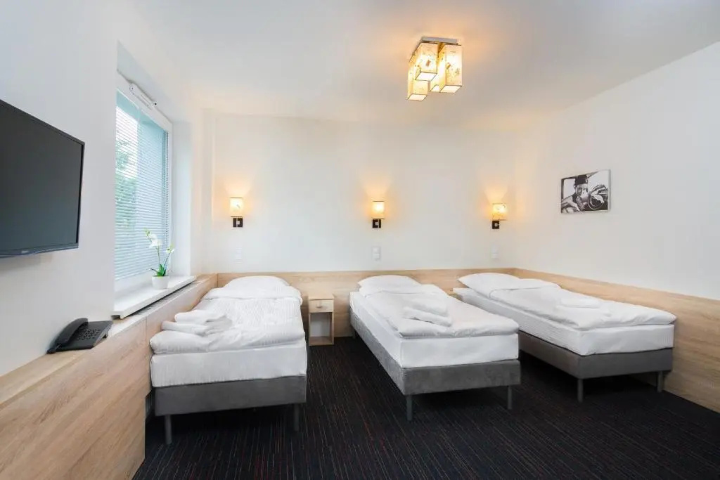 Automobil Hotel - Chambres