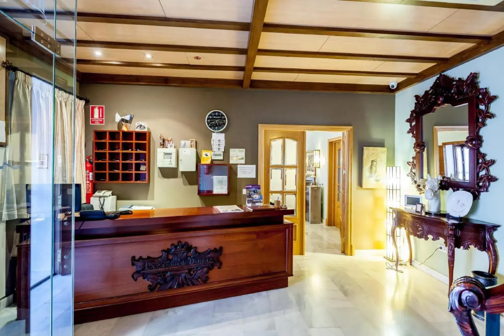 Hotel photo 13