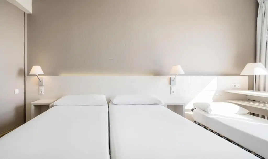 Ilunion Valencia 3 Hotel - Chambres