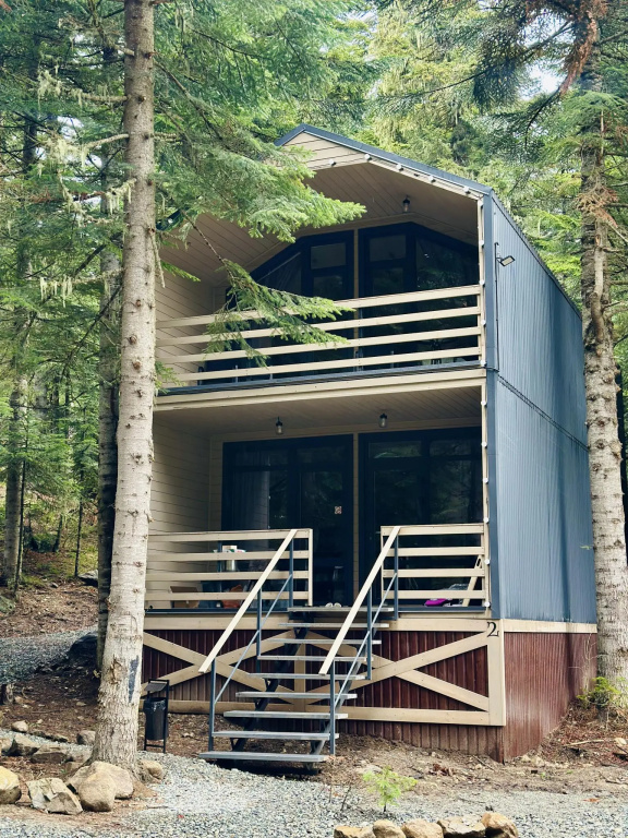 Standard Cottage