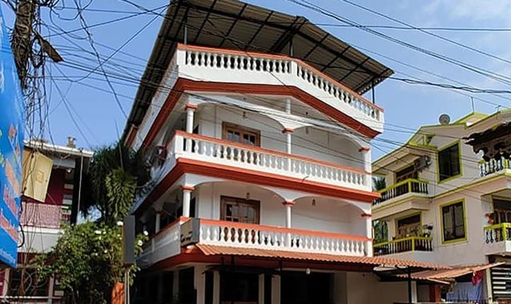 Fabexpress Vaibhav Guest House - фото 5