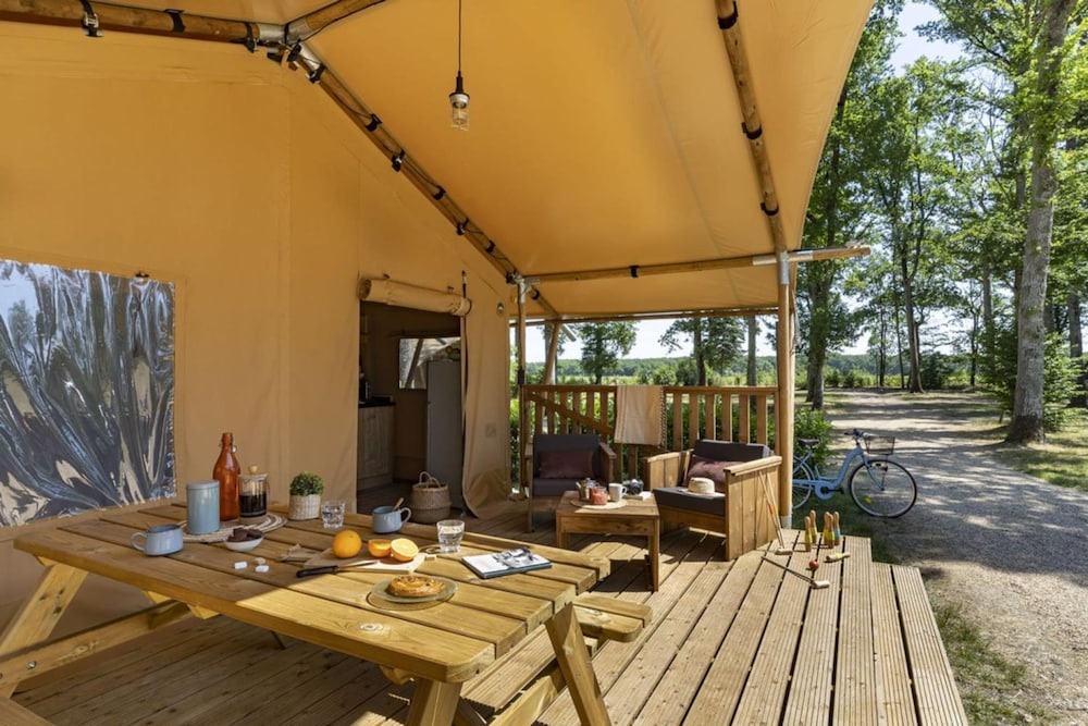 Lodge Safari 5p 2bdrms