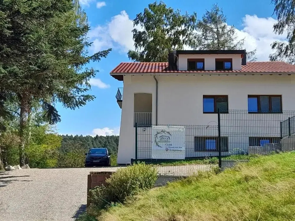 Clos St Francois Spa