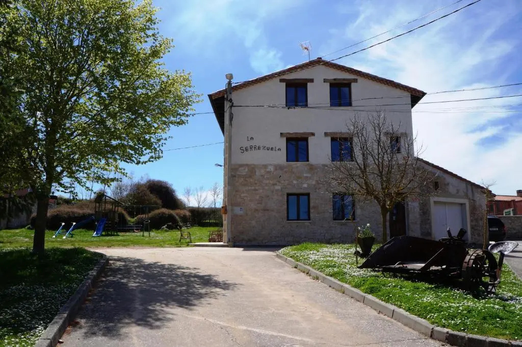 Casa Rural Bioenergetica La Serrezuela