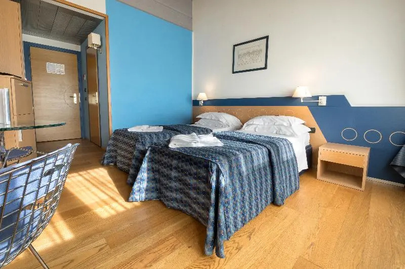 West Point Airport Hotel - Chambres