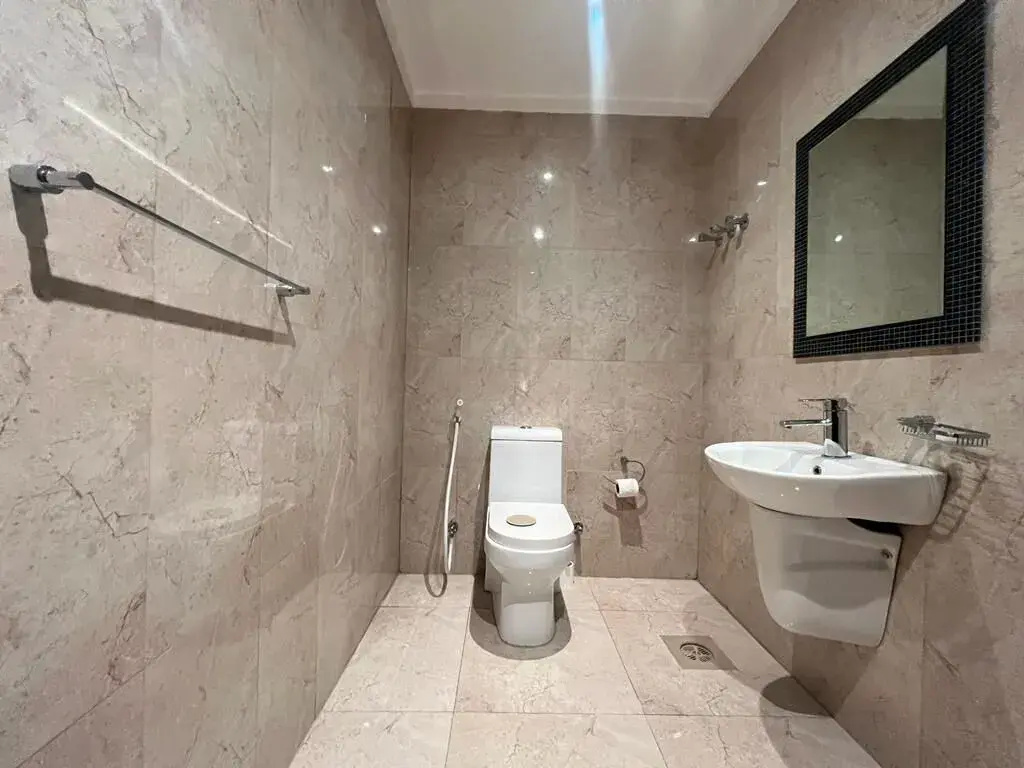 White luxury Suite hotel - фото 18