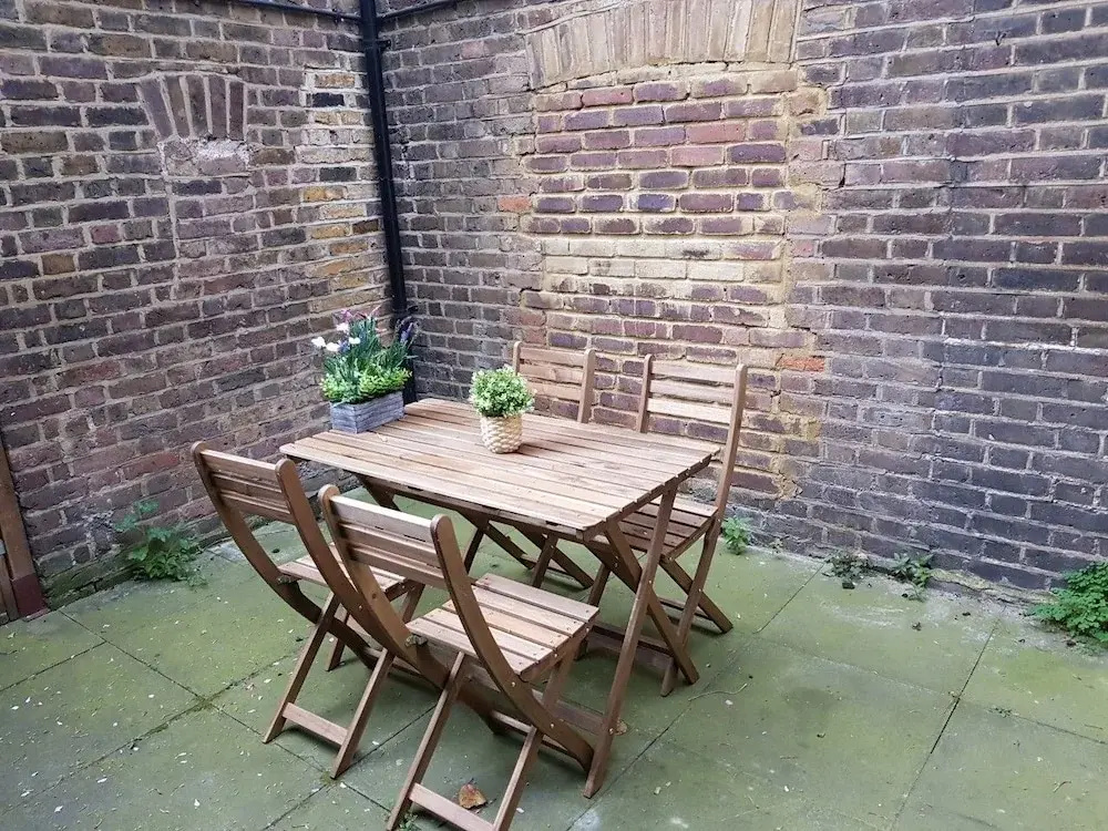 2 Bed Penthouse Style House in Camden Town