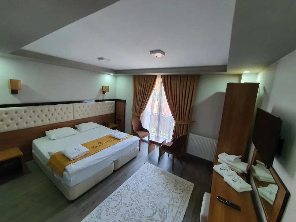 Economy room