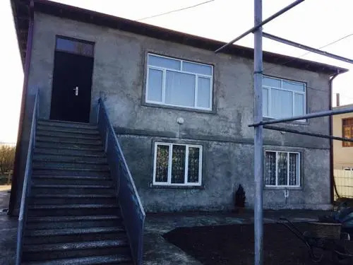 Melano House