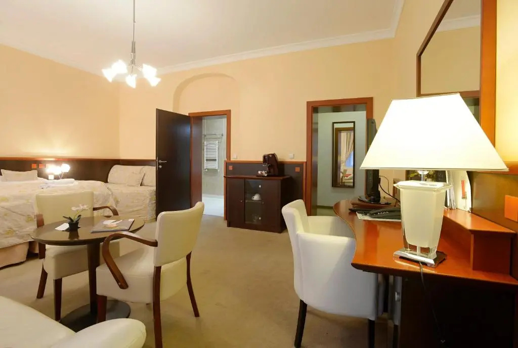 Hotel Grand - Chambres